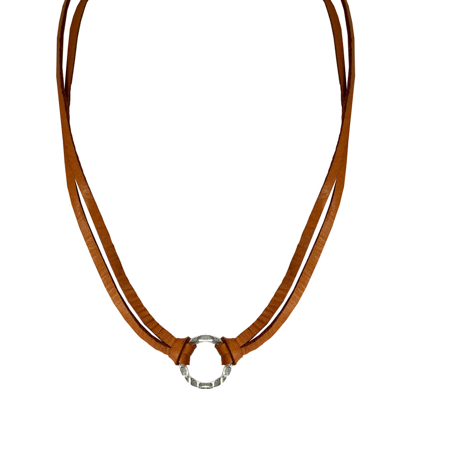Choker necklace in black leather and central white fine crystal –  collaresypulseras.com
